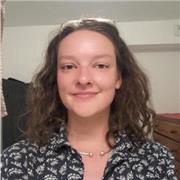 Prof à domicile ou à distance.
Donne des cours de soutien scolaire et aide aux devoirs pour élèves de primaire, collège et lycée !
